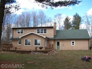 2290 E B Ave, Plainwell, MI 49080 photo 3