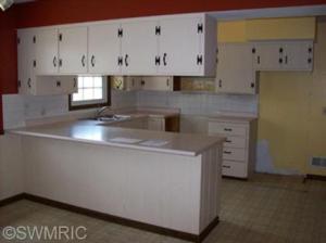 2290 E B Ave, Plainwell, MI 49080 photo 6