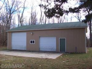 2290 E B Ave, Plainwell, MI 49080 photo 2