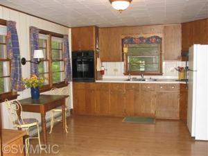 56730 Point Rd, Cassopolis, MI 49031 photo 7
