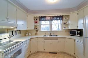 211 Cedar, Three Oaks, MI 49128 photo 4