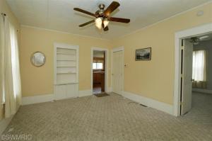 1106 5th St, Three Rivers, MI 49093 photo 4