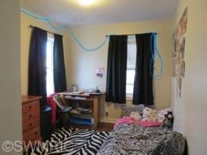 306 Maple St, Spring Lake, MI 49456 photo 5