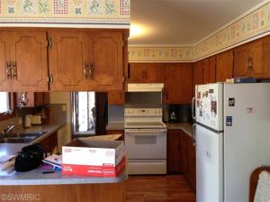 233 E 120th, Grant, MI 49327 photo 7