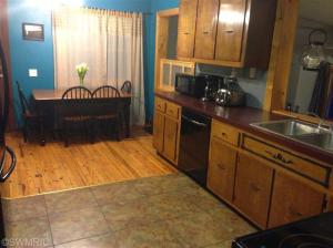 122 S Lincoln, Three Rivers, MI 49093 photo 3