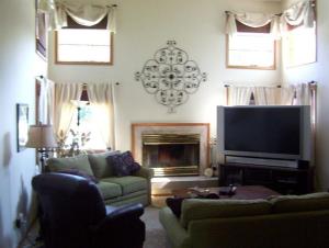 700 Cheshire, Sturgis, MI 49091 photo 5