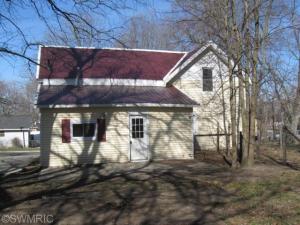 508 Ninth St, Three Rivers, MI 49093 photo 2