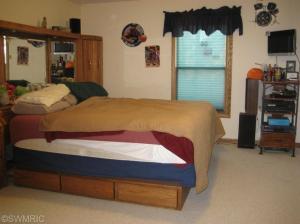 333 N North St, White Cloud, MI 49349 photo 10