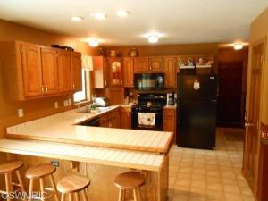 809 Bradford Dr, Belding, MI 48809 photo 8