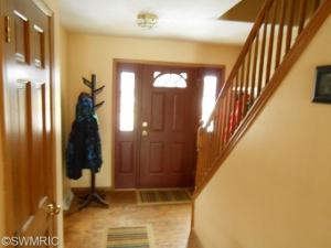 809 Bradford Dr, Belding, MI 48809 photo 10