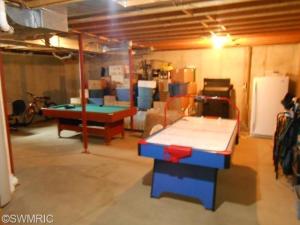 809 Bradford Dr, Belding, MI 48809 photo 24