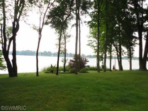 4447 W Stanton Rd, Stanton, MI 48888 photo 3