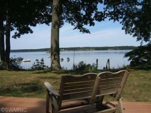 4786 Bluff Rd, Whitehall, MI 49461 photo 2