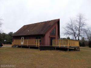 5177 E 52nd St, Newaygo, MI 49337 photo 1