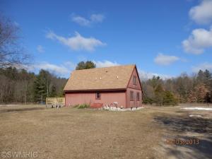 5177 E 52nd St, Newaygo, MI 49337 photo 2