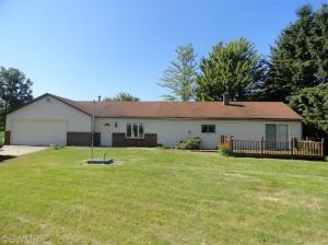 5274 E 6 Mile Rd, White Cloud, MI 49349 photo 1