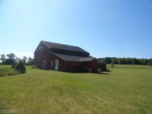 5274 E 6 Mile Rd, White Cloud, MI 49349 photo 2