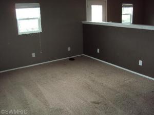 27074 White St, Cassopolis, MI 49031 photo 4