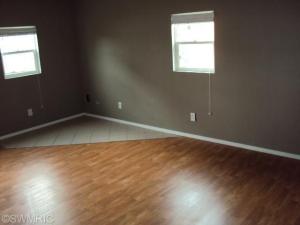 27074 White St, Cassopolis, MI 49031 photo 3