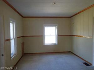 407 E First St, Ovid, MI 48866 photo 6