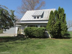 11950 Deja Rd, Edmore, MI 48829 photo 1