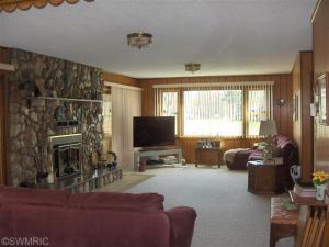 11114 Walnut Ave, Bitely, MI 49309 photo 3