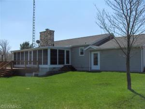 11114 Walnut Ave, Bitely, MI 49309 photo 1