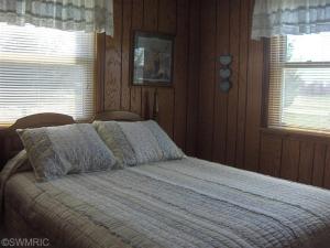 11114 Walnut Ave, Bitely, MI 49309 photo 10