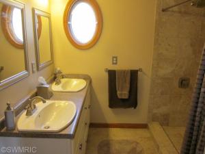 6240 Cunningham, Freeport, MI 49325 photo 7