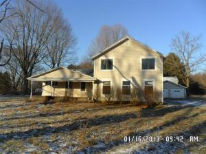 134 4th St, Plainwell, MI 49080 photo 1