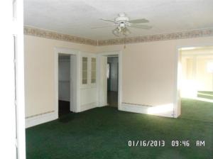 134 4th St, Plainwell, MI 49080 photo 5