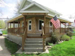 211 Lynn St, Reading, MI 49274 photo 2