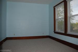 646 Harrison Ave, Belding, MI 48809 photo 5