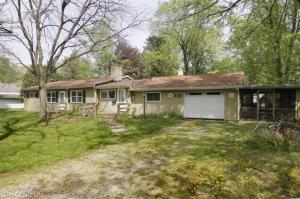 335 Jane St, Bellevue, MI 49021 photo 2