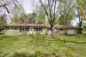 335 Jane St, Bellevue, MI 49021 photo 1