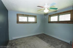 335 Jane St, Bellevue, MI 49021 photo 7