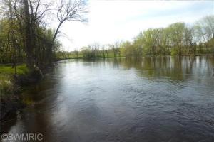 12397 S Loader Ln, Grant, MI 49327 photo 8