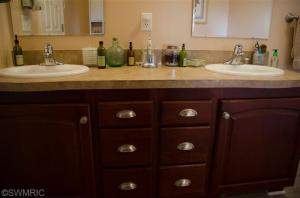 12562 N Sherman Lake Dr, Augusta, MI 49012 photo 13