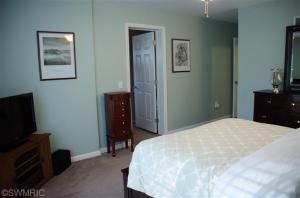 12562 N Sherman Lake Dr, Augusta, MI 49012 photo 12