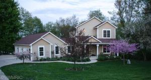 12562 N Sherman Lake Dr, Augusta, MI 49012 photo 1