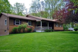 8210 Cascade Rd SE, Ada, MI 49301 photo 1