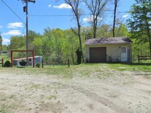 52324 Johnson Rd, Three Rivers, MI 49093 photo 2