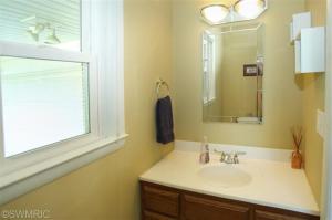 834 Thomas, Plainwell, MI 49080 photo 8