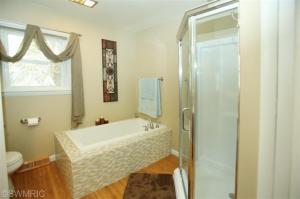 834 Thomas, Plainwell, MI 49080 photo 12