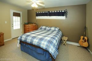 834 Thomas, Plainwell, MI 49080 photo 14
