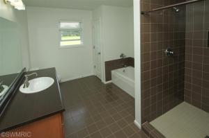 680 Edward Dr, Plainwell, MI 49080 photo 7