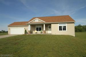 680 Edward Dr, Plainwell, MI 49080 photo 1