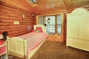 98 106th Ave, Plainwell, MI 49080 photo 12