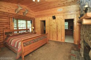 98 106th Ave, Plainwell, MI 49080 photo 15