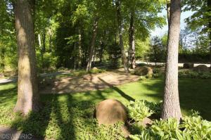 98 106th Ave, Plainwell, MI 49080 photo 3